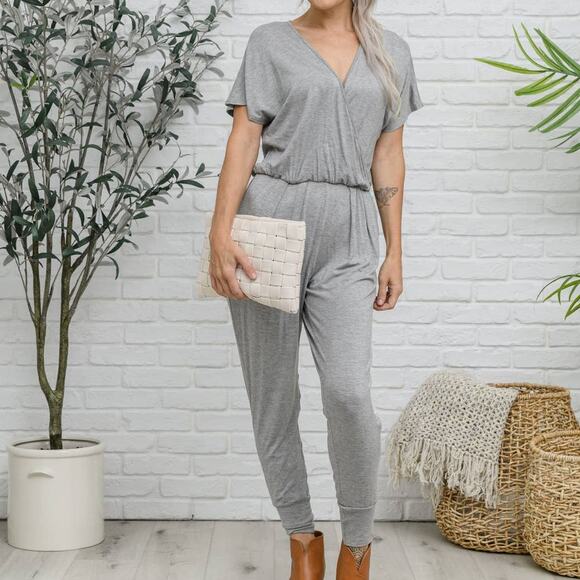 TruSelf Womens Soft Stretchy Vneck One Piece Jumpsuit Heather Gray XL NEW Pocket - Picture 1 of 14